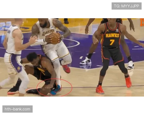 加维膝伤引担忧,专家解析伤病对其职业生涯的潜在长期影响