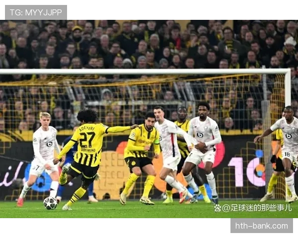 多特防线不稳问题凸显,球队稳定性面临考验,对争冠形势产生影响 多特防线不稳问题凸显,球队稳定性面临考验,对争冠形势产生影响